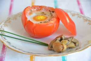oeuf cocotte en tomate 1