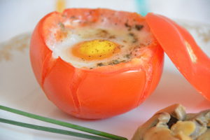 oeuf cocotte en tomate 2